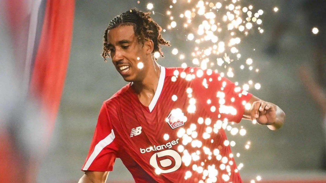 Chuyển nhượng cầu thủ Ngoại hạng Anh: Arsenal quan tâm Florian Wirtz; MU trở lại đàm phán Denzel Dumfries; Chelsea muốn có Leny Yoro Chuyển nhượng cầu thủ Ngoại hạng Anh: Arsenal quan tâm Florian Wirtz; MU trở lại đàm phán Denzel Dumfries; Chelsea muốn có Leny Yoro