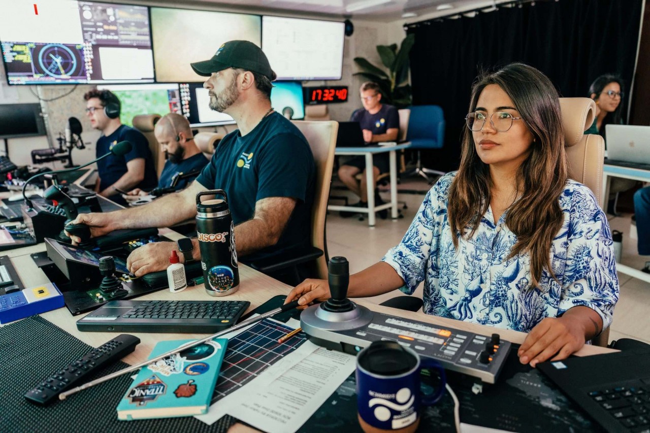 Ngắm nhìn vẻ đẹp kỳ diệu của 2 rạn san hô biển sâu mới được tìm thấy ngoài khơi quần đảo Galapagos Ngắm nhìn vẻ đẹp kỳ diệu của 2 rạn san hô biển sâu mới được tìm thấy ngoài khơi quần đảo Galapagos