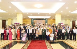 Tổng Bí thư gặp mặt các điển hình toàn quốc trong học tập và làm theo tư tưởng, đạo đức, phong cách Hồ Chí Minh