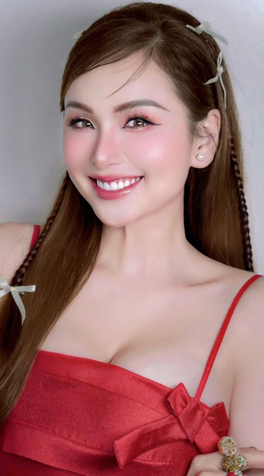 Nhan sắc Hoa hậu Diễm Hương bây giờ ra sao?