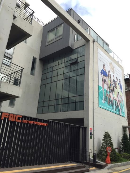 Ngắm trụ sở của 20 công ty giải trí nổi tiếng K Pop