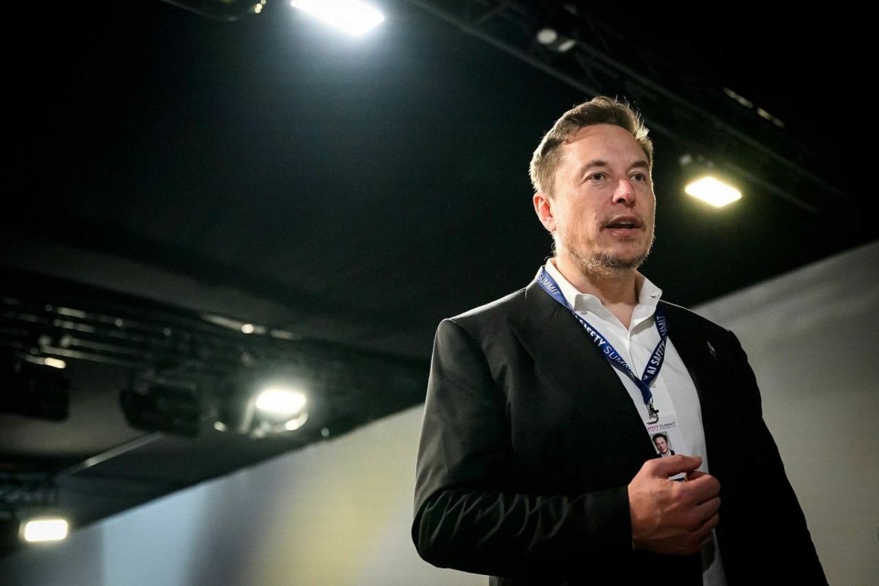 Elon Musk tại AI Safety Summit 2023 ngày 2/11 ở Anh. (Nguồn: Reuters) Elon Musk tại AI Safety Summit 2023 ngày 2/11 ở Anh. (Nguồn: Reuters)