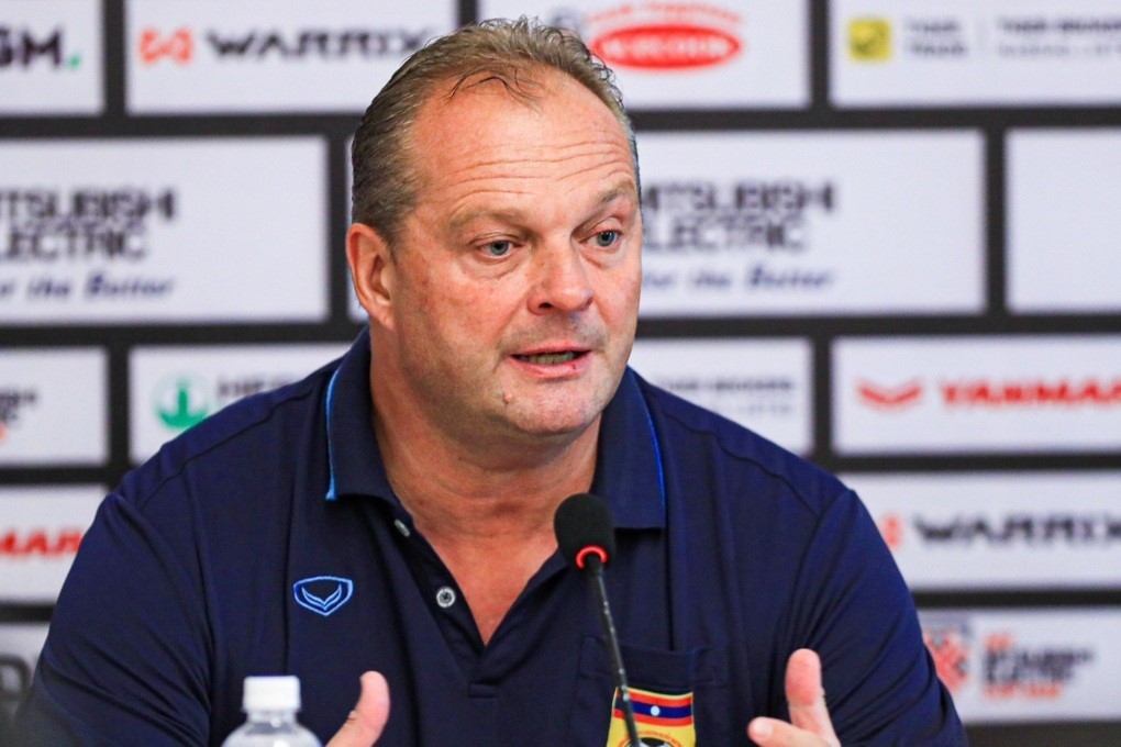 Đội tuyển Philippines muốn đánh bại đội tuyển Việt Nam bằng lối chơi tấn công hiện đại Đội tuyển Philippines muốn đánh bại đội tuyển Việt Nam bằng lối chơi tấn công hiện đại