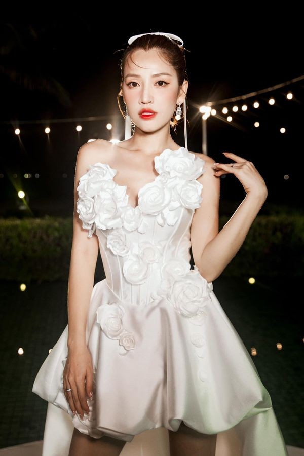 Ngắm nhan sắc cô dâu Puka