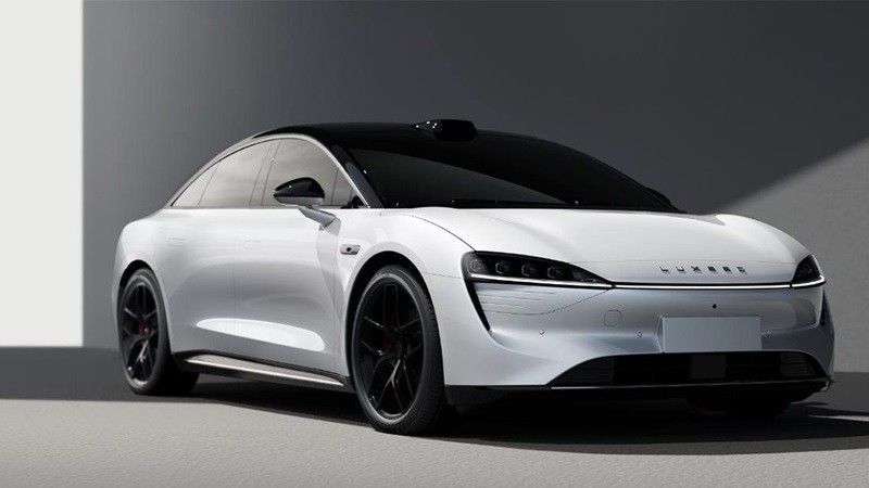 lo dien hinh anh chinh thuc cua xe dien luxeed s7