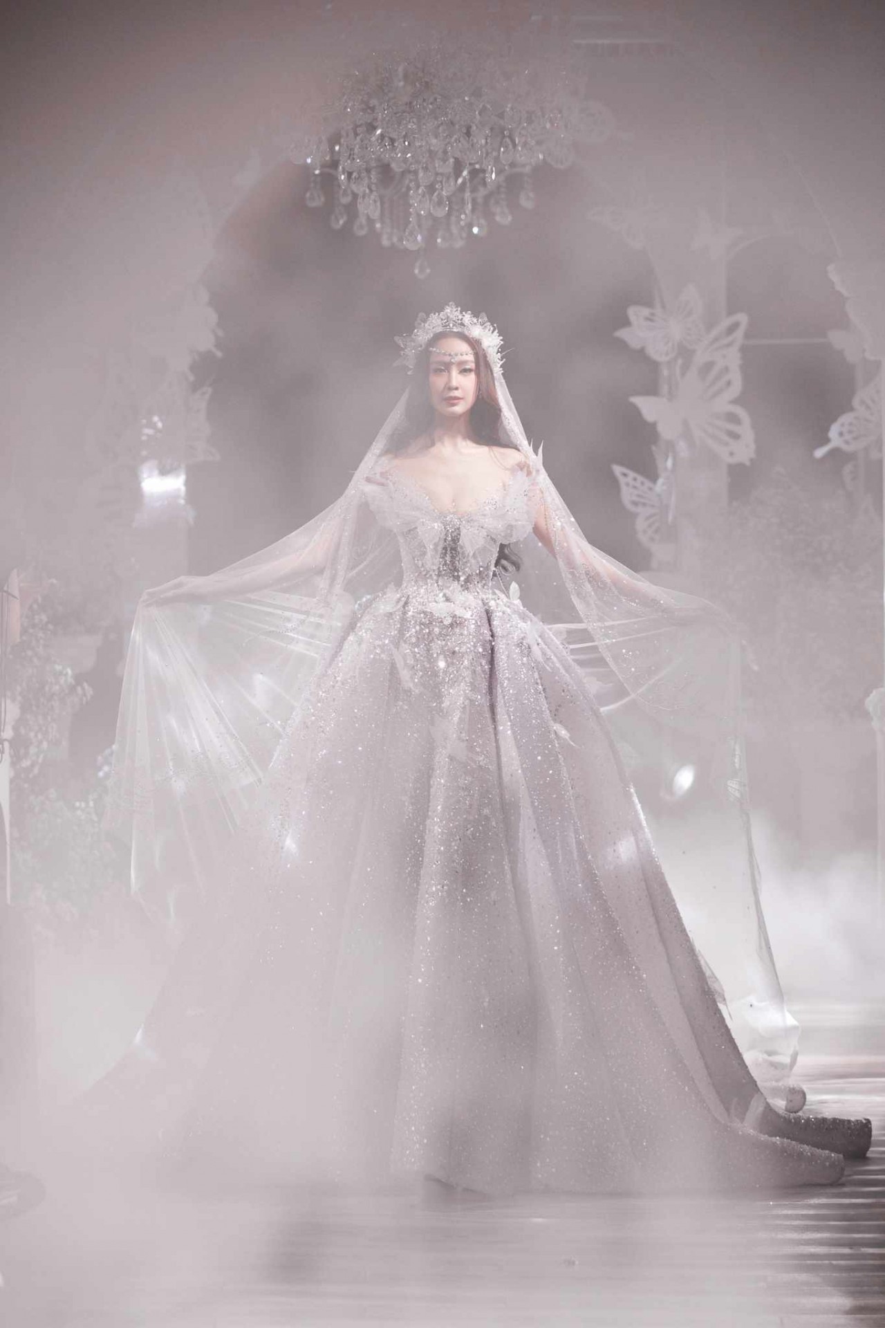 Hoa hậu Mai Phương, Á hậu Phương Nhi