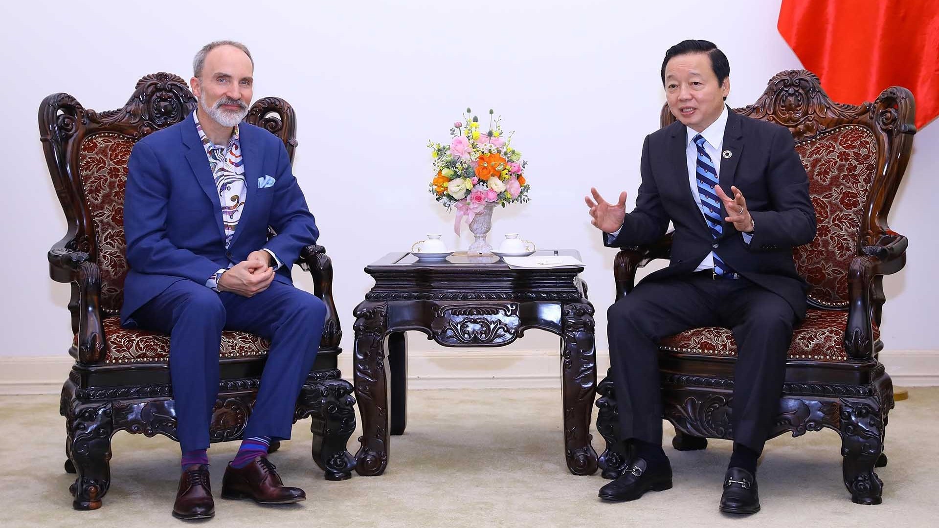 chuyen doi so dem lai loi ich cho ca chinh phu doanh nghiep nguoi dan va toan xa hoi