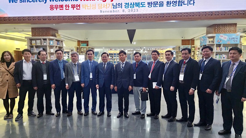 Bắc Ninh đẩy mạnh hợp tác kinh tế, xúc tiến đầu tư với các đối tác Hàn Quốc Bắc Ninh đẩy mạnh hợp tác kinh tế, xúc tiến đầu tư với các đối tác Hàn Quốc