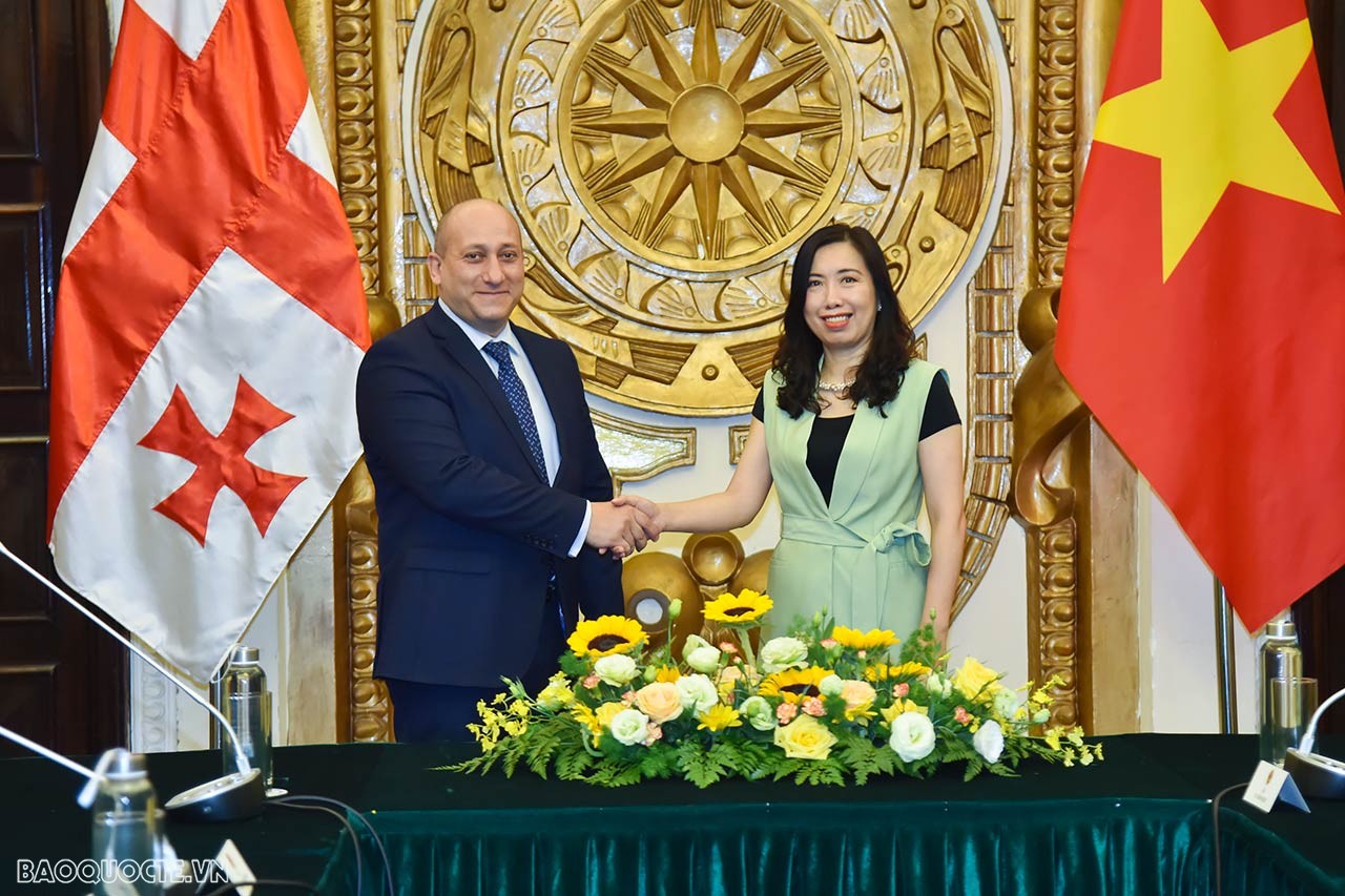 Doanh nghiệp Grudia sẵn sàng hợp tác với các doanh nghiệp Việt Nam Doanh nghiệp Grudia sẵn sàng hợp tác với các doanh nghiệp Việt Nam