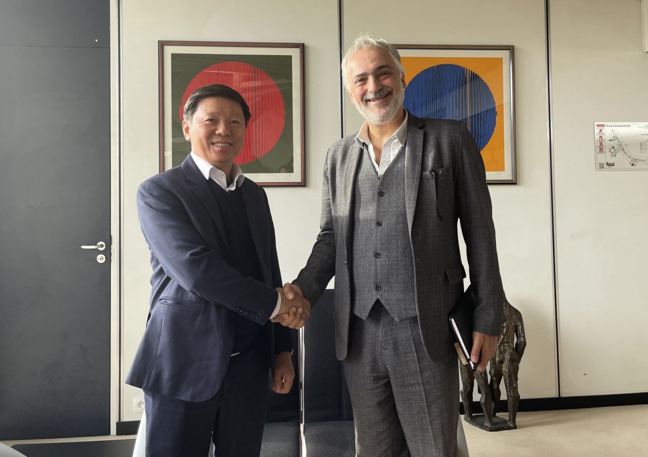 pho truong ban tuyen giao trung uong tran thanh lam tham va lam viec tai phap