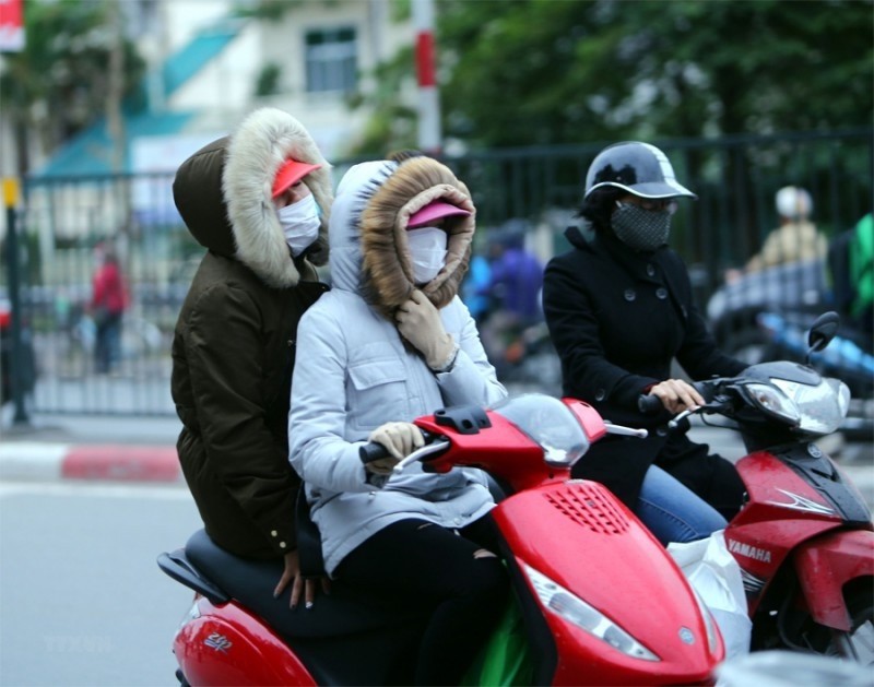 Gió mùa Đông Bắc tràn về, miền Bắc nhiệt độ giảm mạnh Gió mùa Đông Bắc tràn về, miền Bắc nhiệt độ giảm mạnh