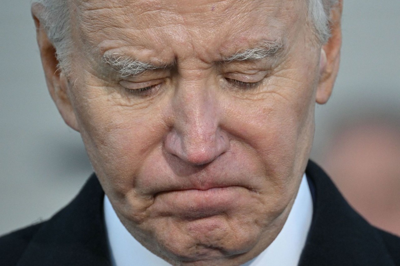 Ảnh ấn tượng (6-12/11): Nga họp kín về chiến dịch quân sự, Ukraine bàn tự chủ vũ khí, Ngoại trưởng Mỹ bất ngờ tới Iraq, Israel tấn công Gaza trên bộ