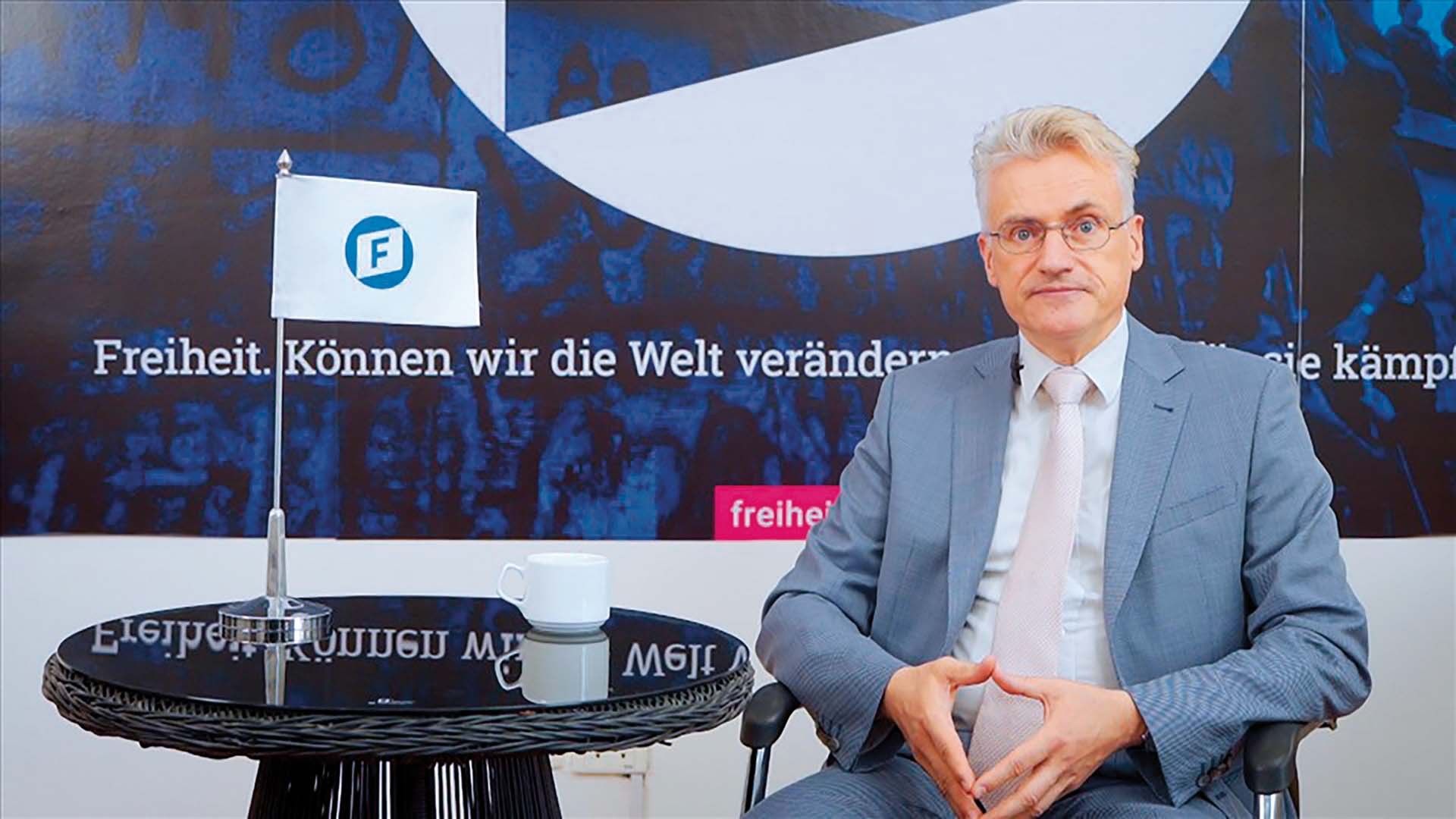 GS. TS. Andreas Stoffers, Giám đốc Quốc gia của Viện FNF tại Việt Nam. 