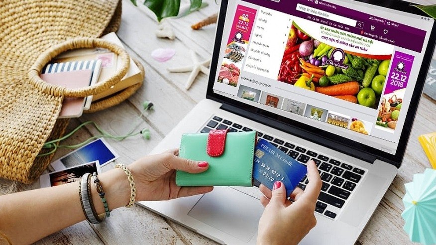 ha noi dung thu hai ca nuoc ve phat trien thuong mai dien tu