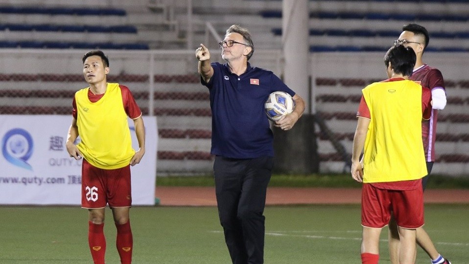 nguoi ham mo duoc xem truc tiep 4 tran dau cua tuyen viet nam tai vong loai thu 2 world cup 2026