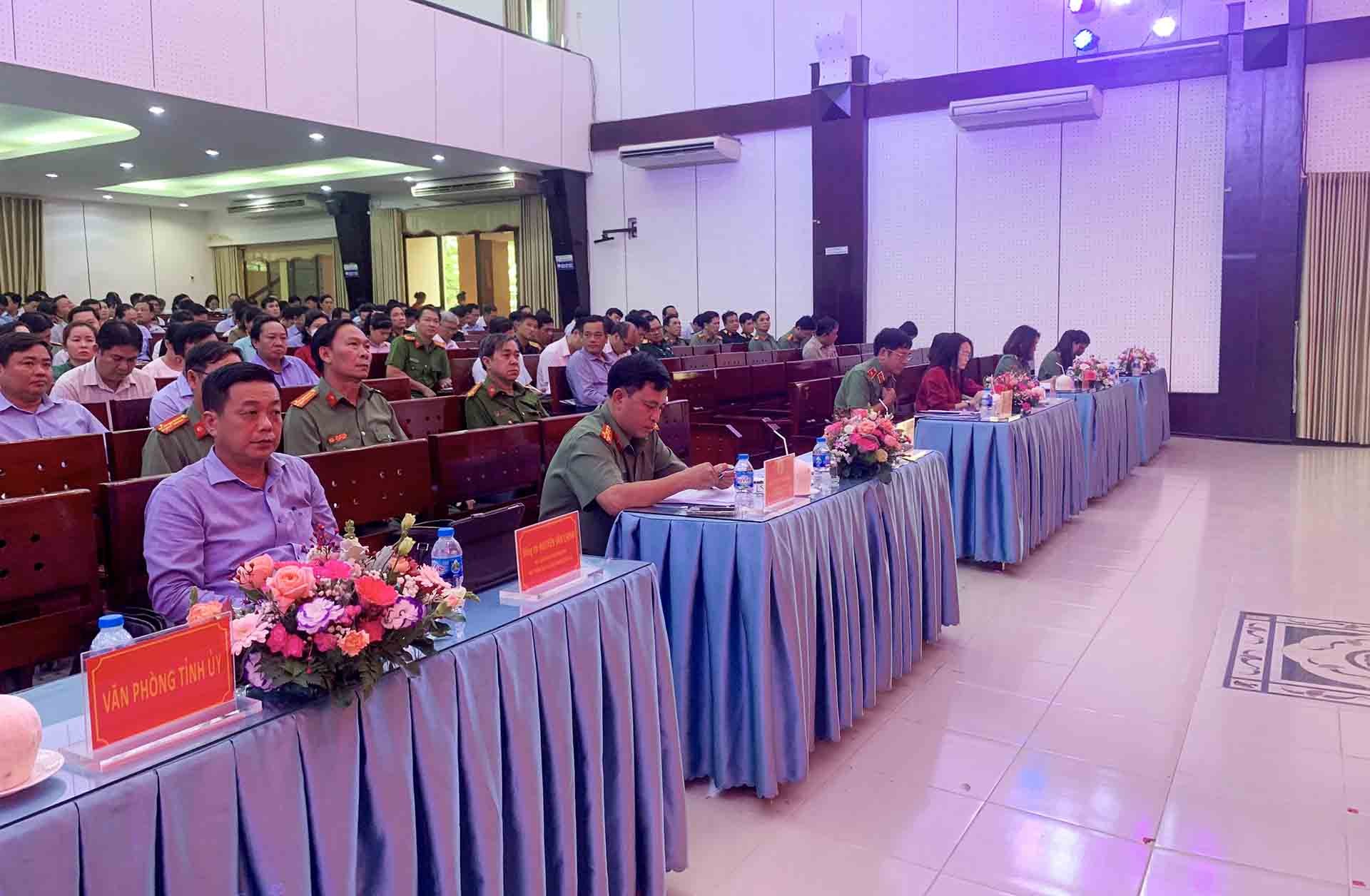 Quang cảnh hội nghị. Quang cảnh hội nghị.