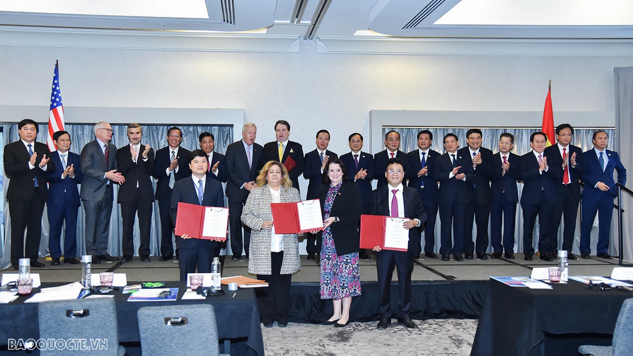 APEC 2023: Chủ tịch nước Võ Văn Thưởng dự Tọa đàm kết nối doanh nghiệp và địa phương Việt Nam-Hoa Kỳ