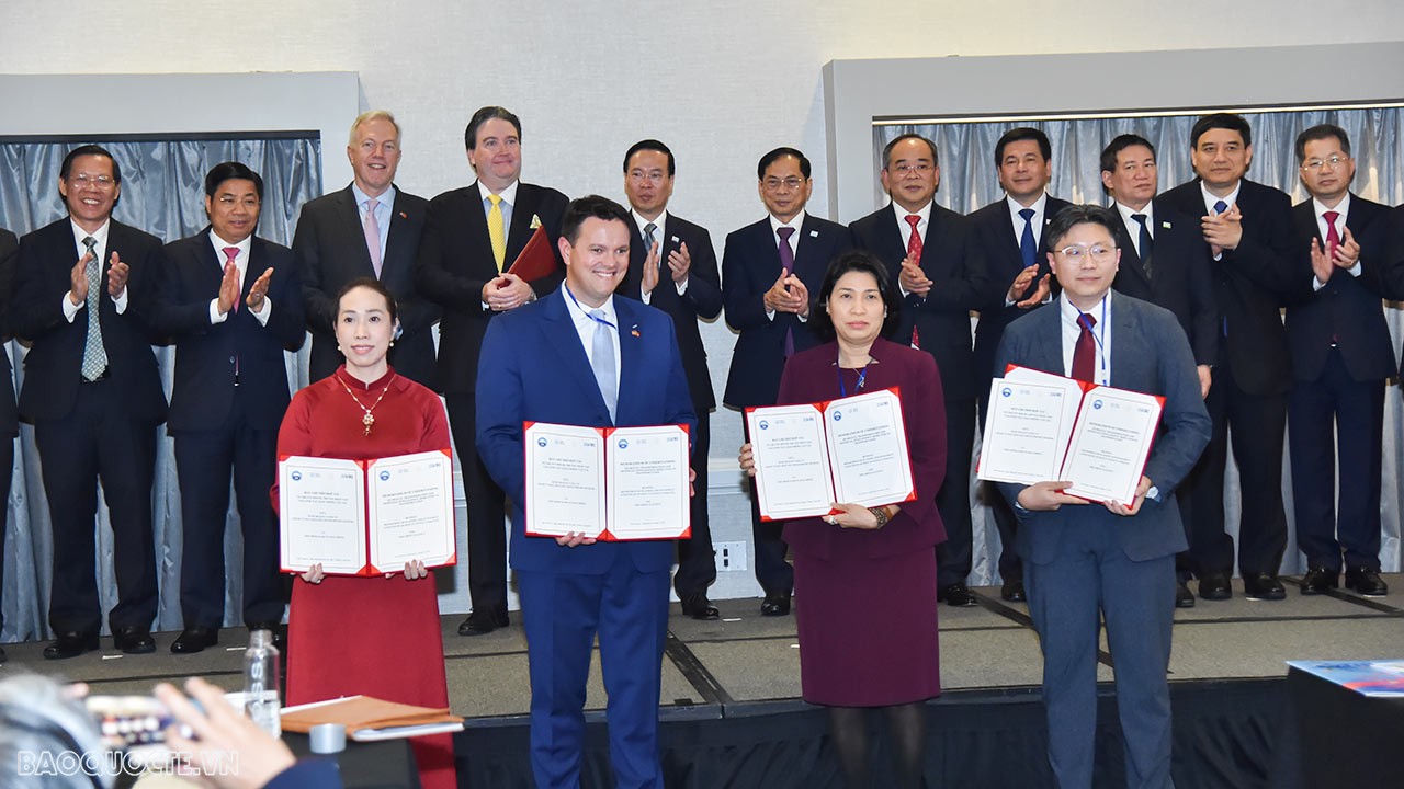 APEC 2023: Chủ tịch nước Võ Văn Thưởng dự Tọa đàm kết nối doanh nghiệp và địa phương Việt Nam-Hoa Kỳ