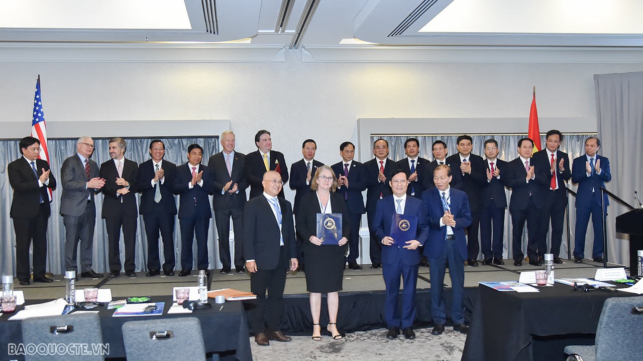 APEC 2023: Chủ tịch nước Võ Văn Thưởng dự Tọa đàm kết nối doanh nghiệp và địa phương Việt Nam-Hoa Kỳ