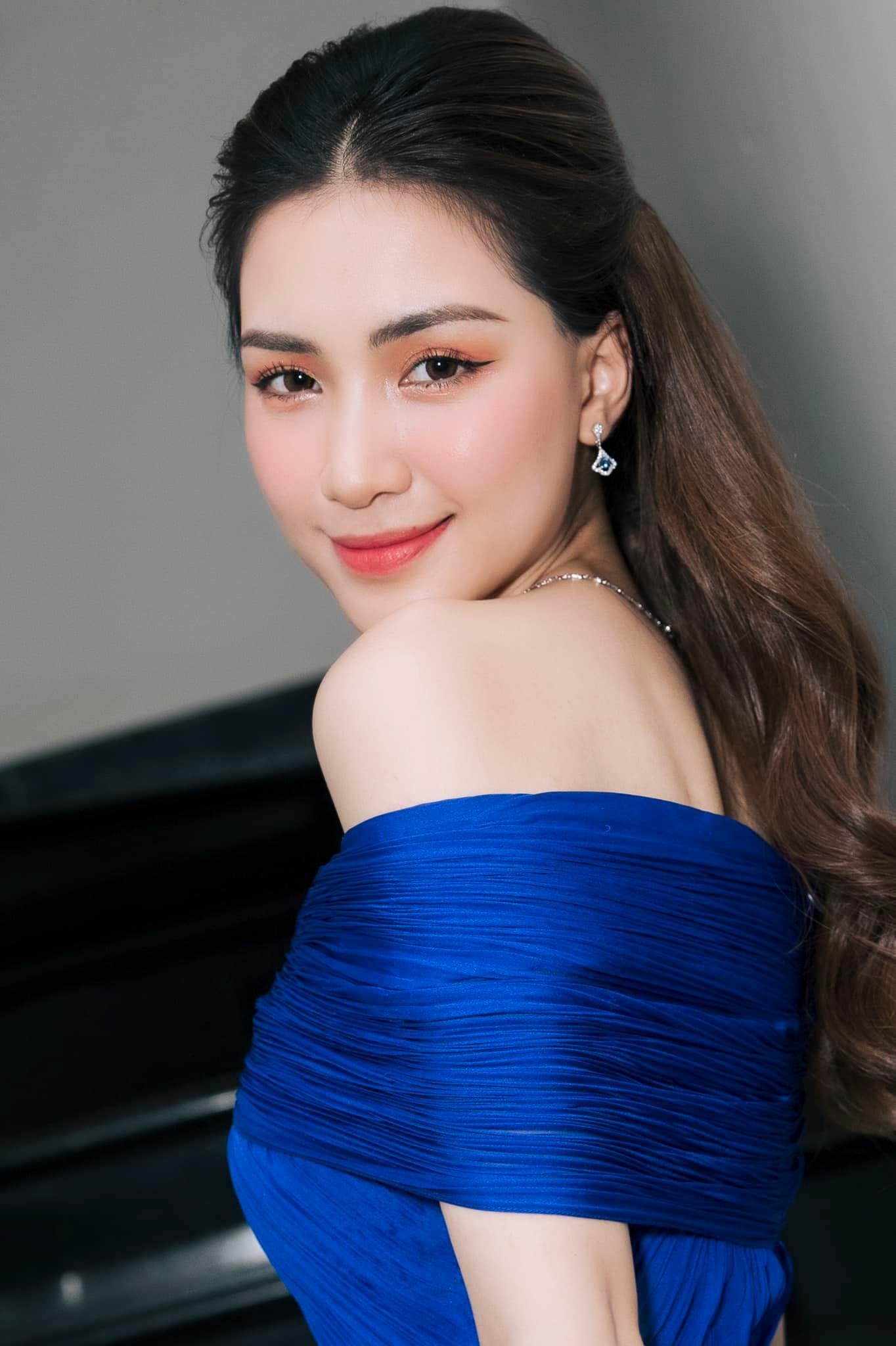 Say đắm nhan sắc ngày càng thăng hạng của Hòa Minzy