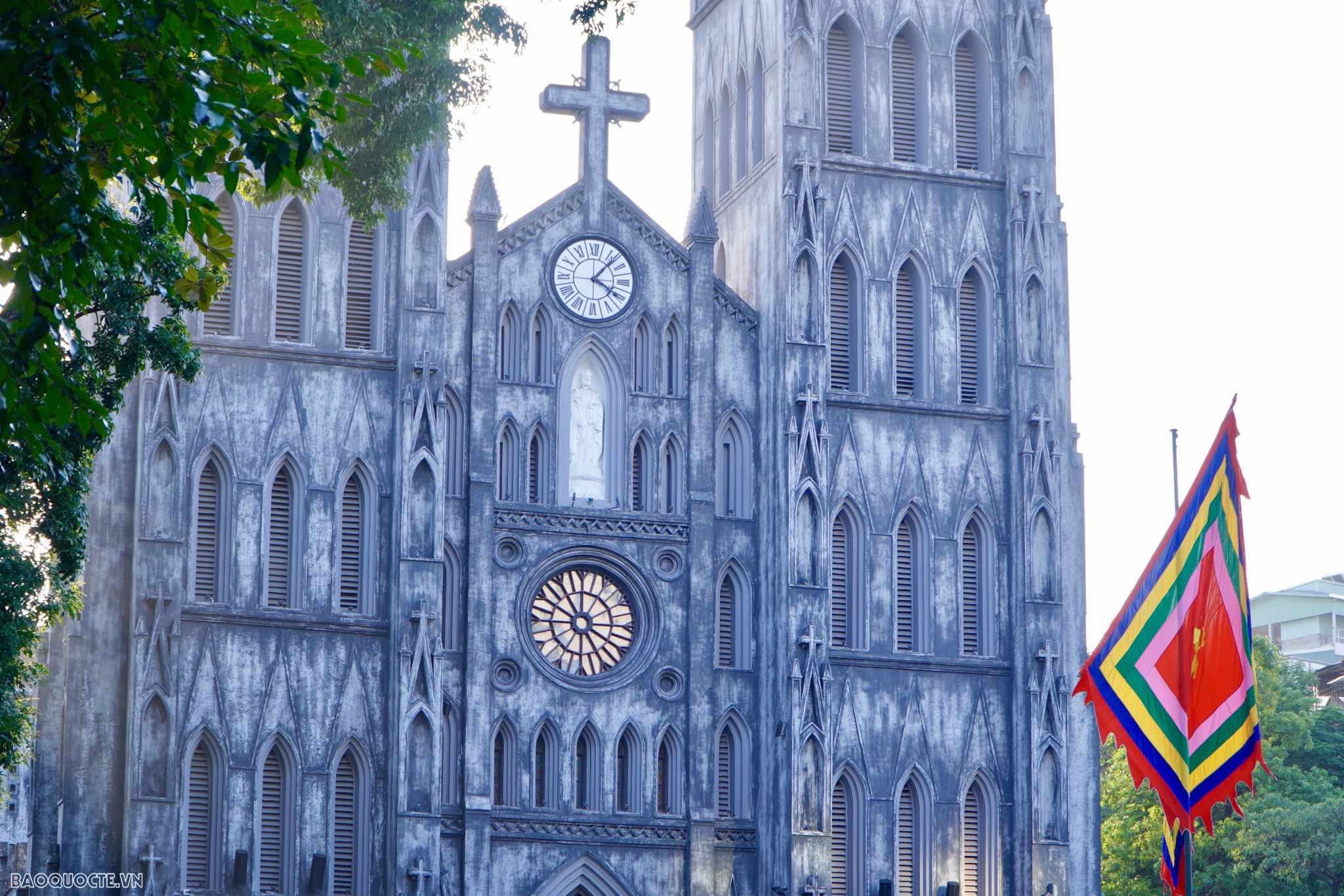 Nhà thờ lớn, địa điểm không bao giờ hết hot với du khách khi đặt chân tới Hà Nội