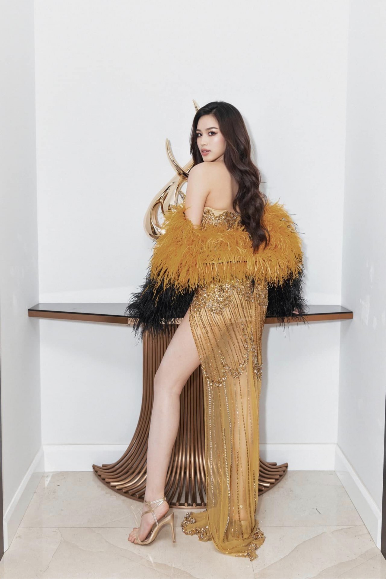 Nhan sắc Hoa hậu Đỗ Thị Hà Nhan sắc Hoa hậu Đỗ Thị Hà