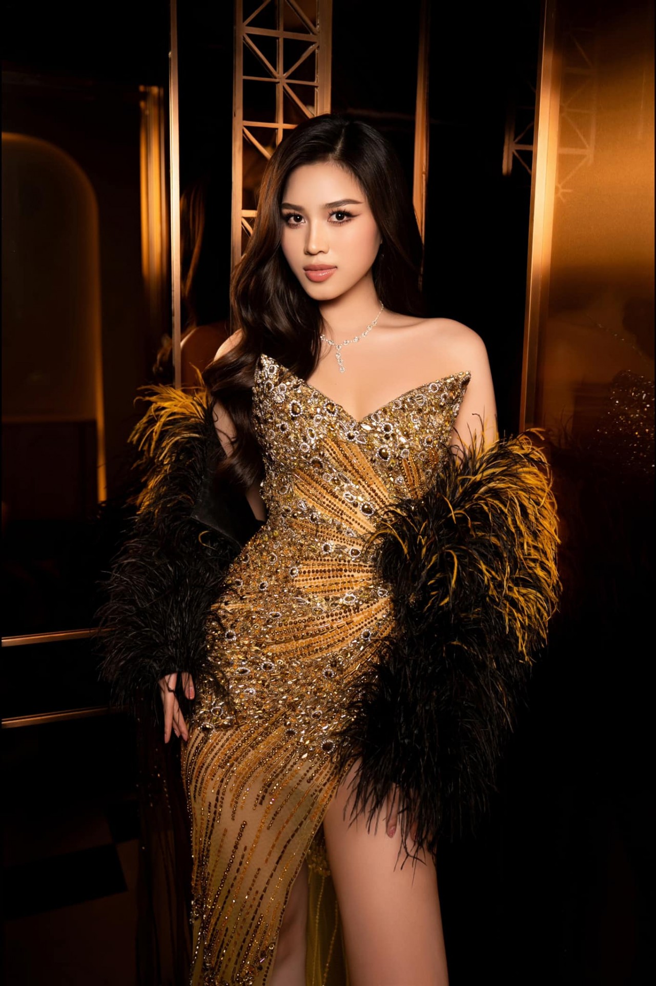 Nhan sắc Hoa hậu Đỗ Thị Hà Nhan sắc Hoa hậu Đỗ Thị Hà