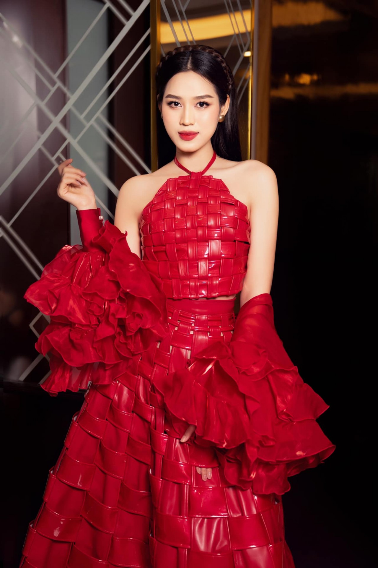 Nhan sắc Hoa hậu Đỗ Thị Hà Nhan sắc Hoa hậu Đỗ Thị Hà