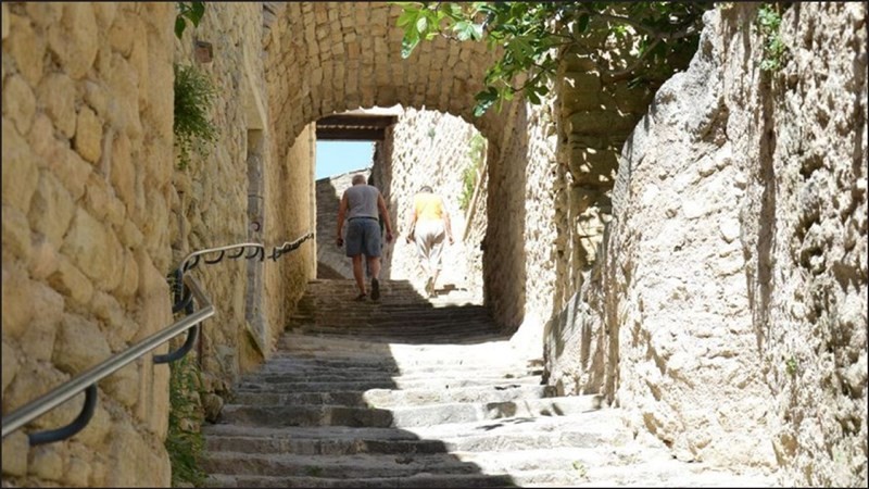 Hướng dẫn cách xóa bóng nắng bằng Photoshop siêu đơn giản Hướng dẫn cách xóa bóng nắng bằng Photoshop siêu đơn giản