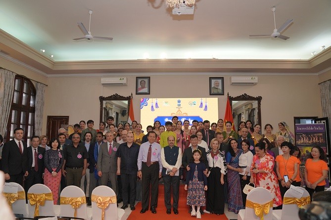 Hội chợ Ấn Độ tại Việt Nam: Thúc đẩy giao lưu văn hóa giữa người dân hai nước Hội chợ Ấn Độ tại Việt Nam: Thúc đẩy giao lưu văn hóa giữa người dân hai nước