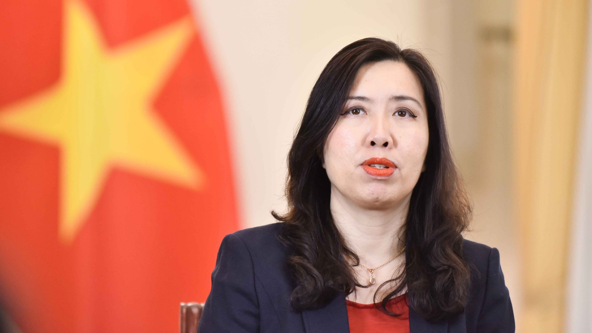 Thứ trưởng Ngoại giao Lê Thị Thu Hằng. Thứ trưởng Ngoại giao Lê Thị Thu Hằng.