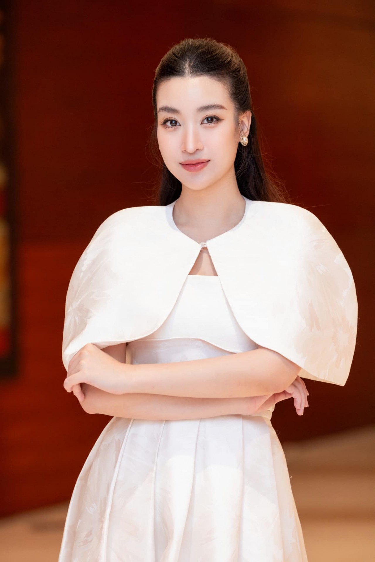 Nhan sắc Hoa hậu Đỗ Mỹ Linh