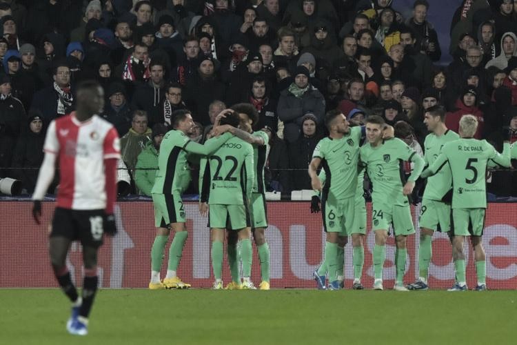 Xác định 10 CLB có vé vào vòng 1/8 Champions League 2023/24 Xác định 10 CLB có vé vào vòng 1/8 Champions League 2023/24