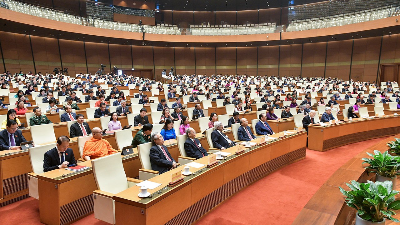 Kỳ họp thứ 6, Quốc hội khóa XV: Thông qua 7 luật, 8 nghị quyết, cho ý kiến 8 dự luật khác và thảo luận nhiều nội dung quan trọng Kỳ họp thứ 6, Quốc hội khóa XV: Thông qua 7 luật, 8 nghị quyết, cho ý kiến 8 dự luật khác và thảo luận nhiều nội dung quan trọng