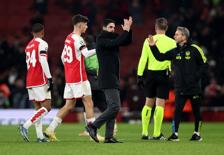 Thầy trò HLV Mikel Arteta có trận đấu tưng bừng. Thầy trò HLV Mikel Arteta có trận đấu tưng bừng.