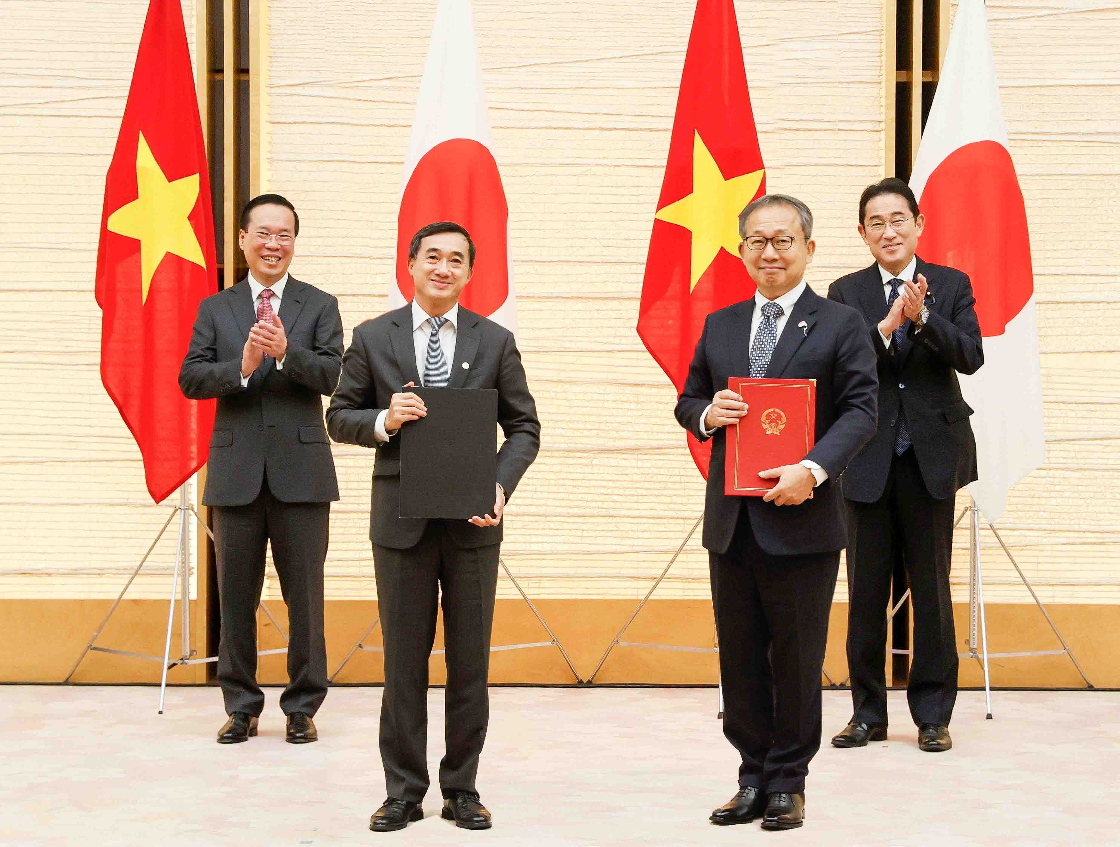 4 dấu ấn quan trọng trong chuyến thăm chính thức Nhật Bản của Chủ tịch nước và Phu nhân 4 dấu ấn quan trọng trong chuyến thăm chính thức Nhật Bản của Chủ tịch nước và Phu nhân