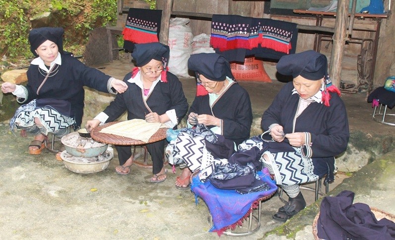 Nhân rộng mô hình du lịch cộng đồng các xã miền núi Hòa Bình Nhân rộng mô hình du lịch cộng đồng các xã miền núi Hòa Bình