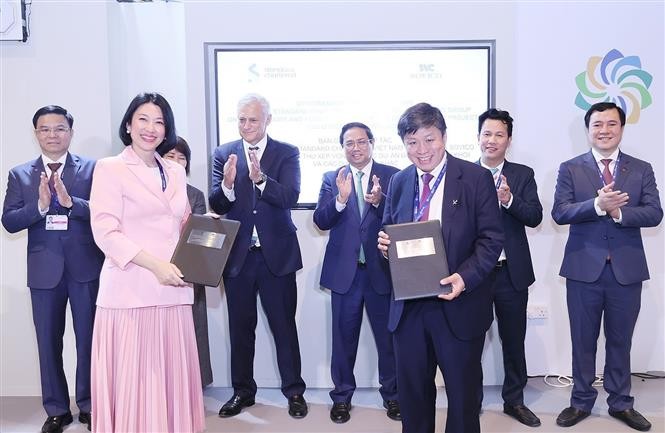 Thủ tướng chủ trì sự kiện huy động tài chính thực hiện cam kết của Việt Nam về biến đổi khí hậu Thủ tướng chủ trì sự kiện huy động tài chính thực hiện cam kết của Việt Nam về biến đổi khí hậu