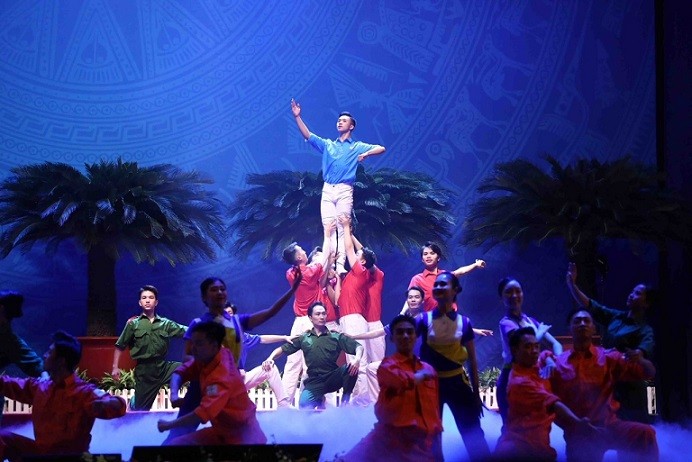 Đại hội XIII Công đoàn Việt Nam khai mạc phiên trọng thể Đại hội XIII Công đoàn Việt Nam khai mạc phiên trọng thể tại Hà Nội