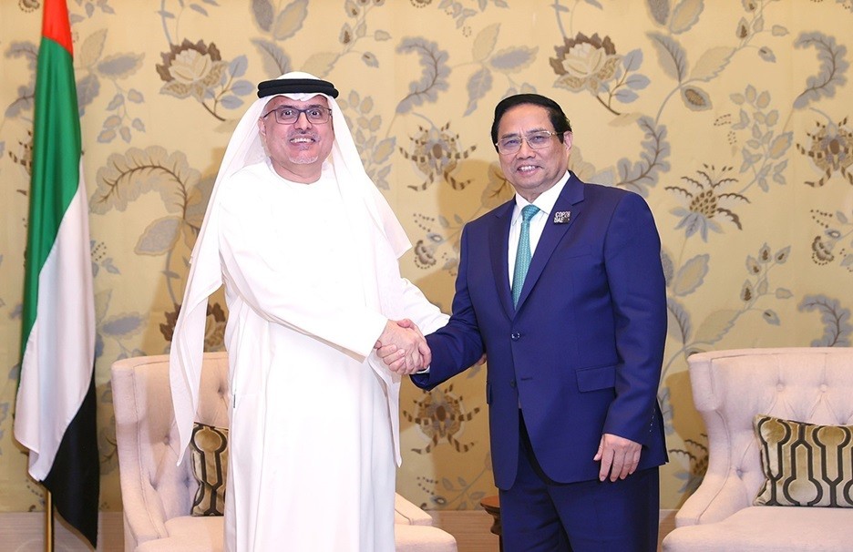 Thủ tướng đề nghị UAE hỗ trợ đào tạo, dạy nghề cho người lao động Việt Nam Thủ tướng đề nghị UAE hỗ trợ đào tạo, dạy nghề cho người lao động Việt Nam