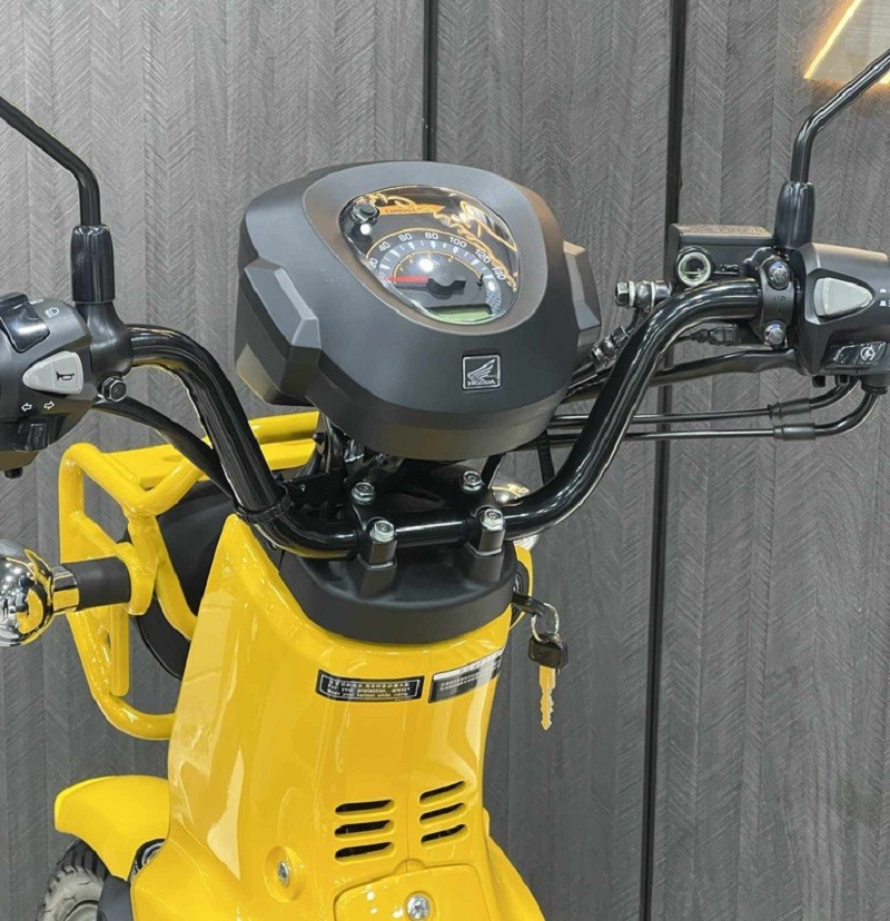 Cận cảnh xe máy tí hon Honda Cross Cub 110 2023 vừa về Việt Nam, giá 81 triệu đồng