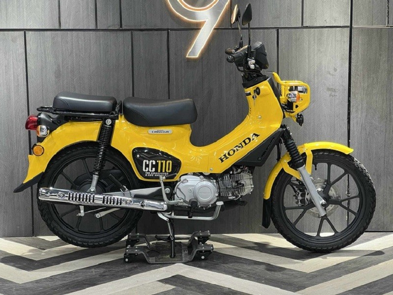 Cận cảnh xe máy tí hon Honda Cross Cub 110 2023 vừa về Việt Nam, giá 81 triệu đồng