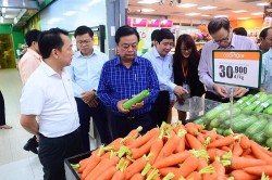 Thành phố Hồ Chí Minh đề ra nhiều giải pháp bình ổn thị trường dịp Tết Giáp Thìn 2024