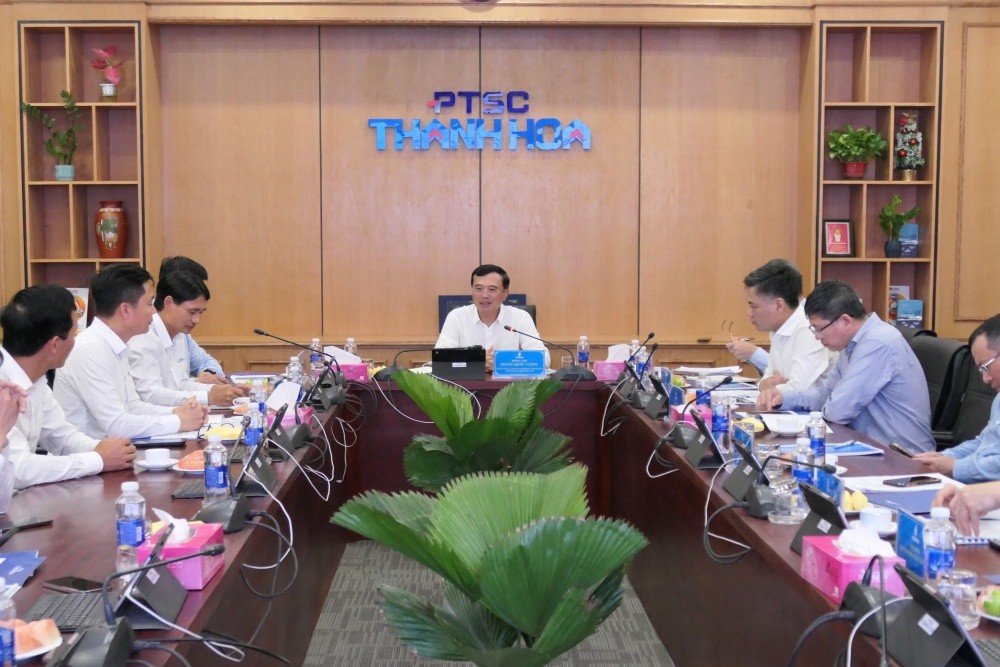 Chủ tịch Petrovietnam Hoàng Quốc Vượng thăm và làm việc tại PTSC Thanh Hóa và Nhiệt điện BOT Nghi Sơn 2 Chủ tịch Petrovietnam Hoàng Quốc Vượng thăm và làm việc tại PTSC Thanh Hóa và Nhiệt điện BOT Nghi Sơn 2