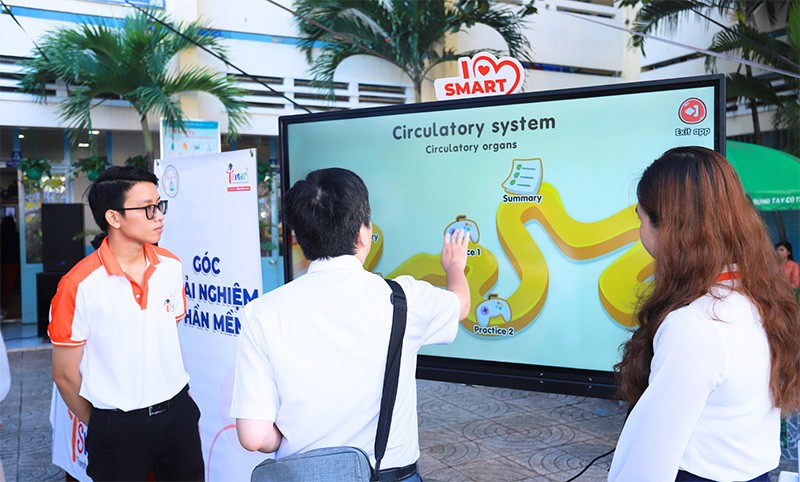 iSMART triển khai nhiều hội thảo, chuyên đề tập huấn kỹ năng công nghệ cho giáo viên và học sinh