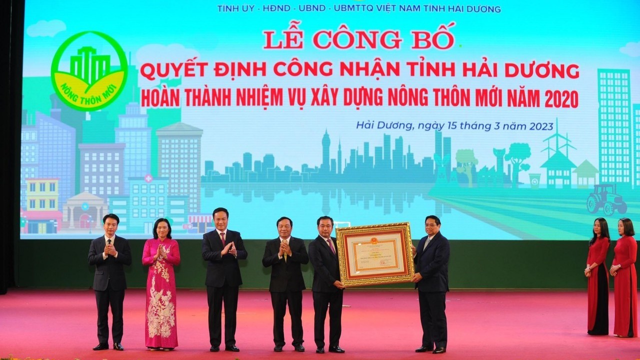 xung tam vung dat dia linh nhan kiet hai duong chuyen minh manh me va ben vung