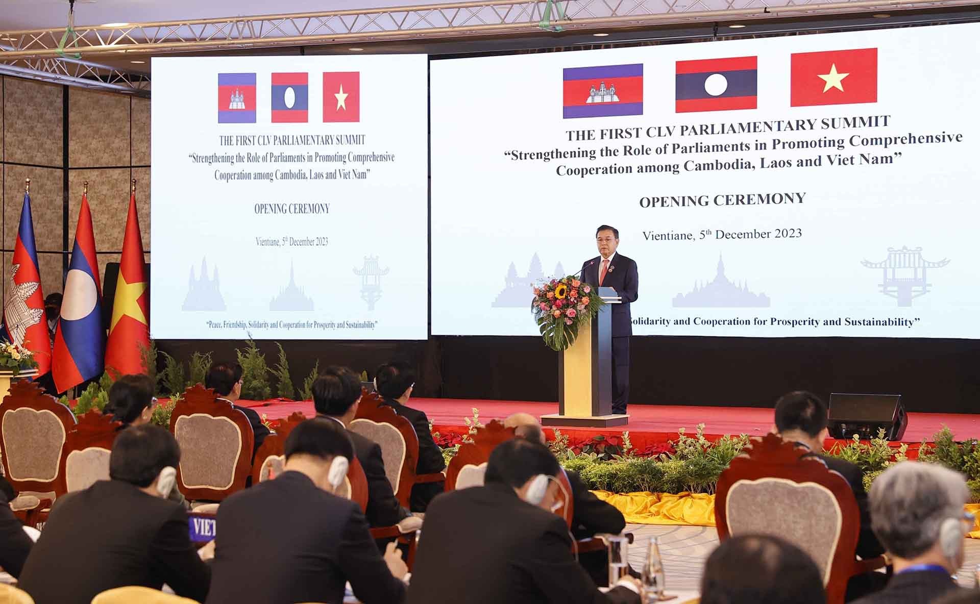 Chủ tịch Quốc hội nước Cộng hòa Dân chủ Nhân dân Lào Saysomphone Phomvihane phát biểu. (Nguồn: TTXVN) Chủ tịch Quốc hội nước Cộng hòa Dân chủ Nhân dân Lào Saysomphone Phomvihane phát biểu. (Nguồn: TTXVN)