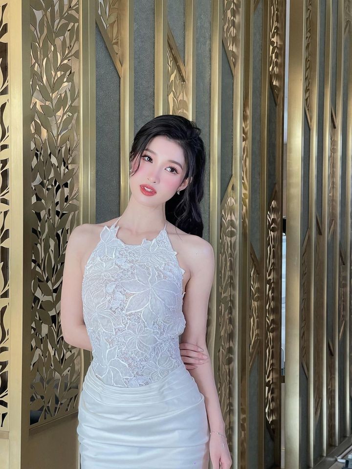 Á hậu Nguyễn Phương Nhi