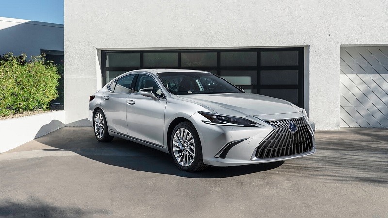 Cập nhật bảng giá xe hãng Lexus mới nhất tháng 12/2023.