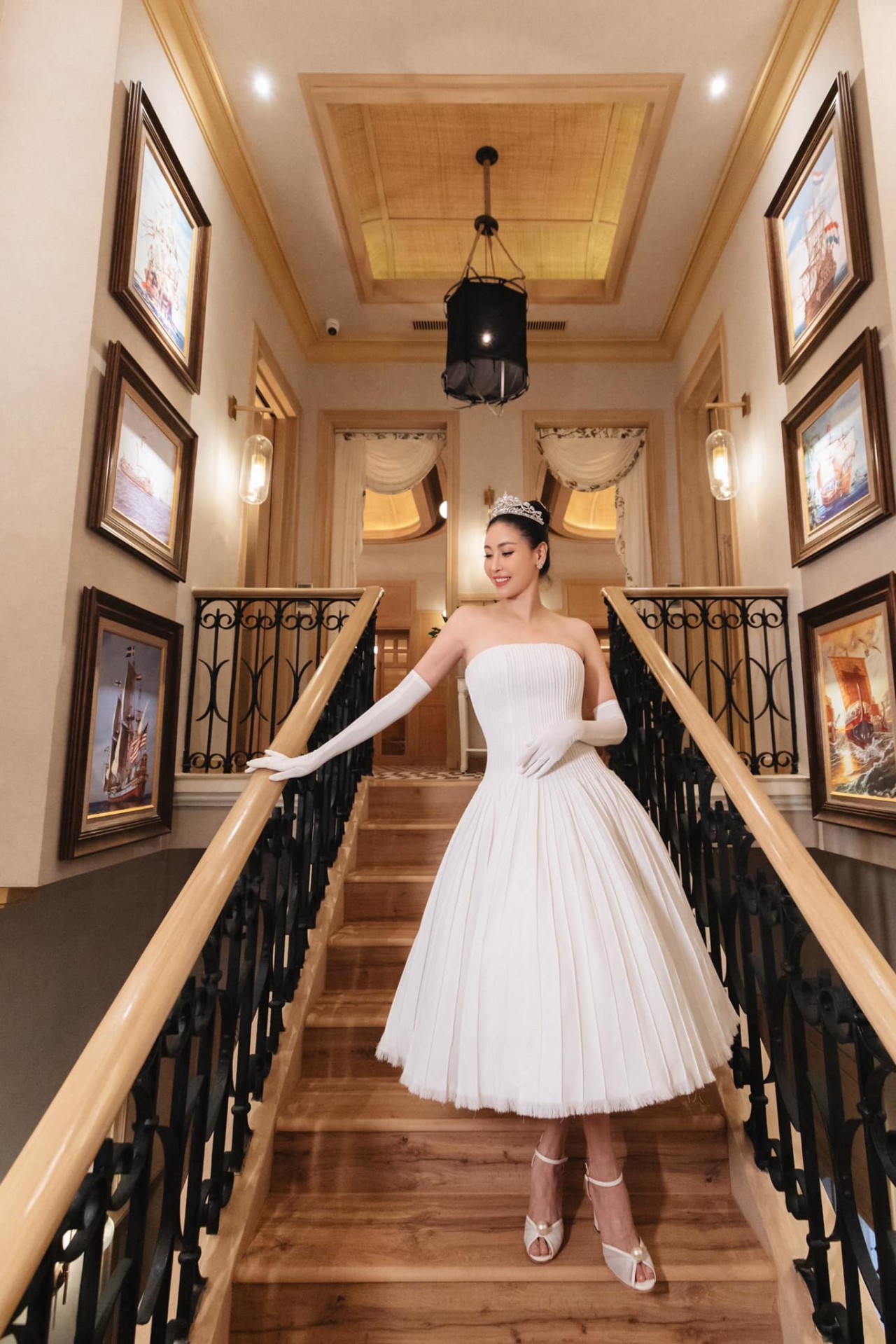 Hoa hậu Hà Kiều Anh